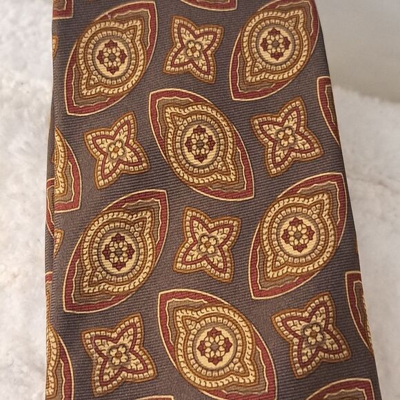 Liberty of London Imported Fabric from London Men's Classic Necktie Silk - Picture 5 of 11